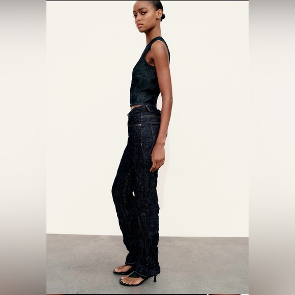 Zara NWT Mid Waist Wrinkle Effect Jeans - Picture 6 of 11